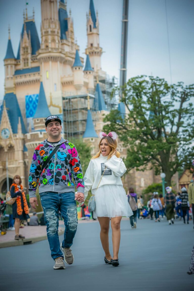 tokyo disneyland proposal photography